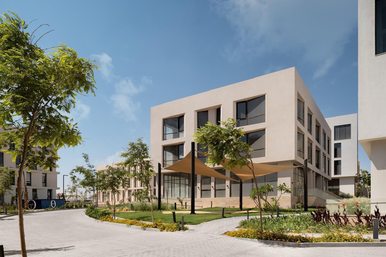 Photo by @thevoncomplex https://unsplash.com/@thevoncomplex